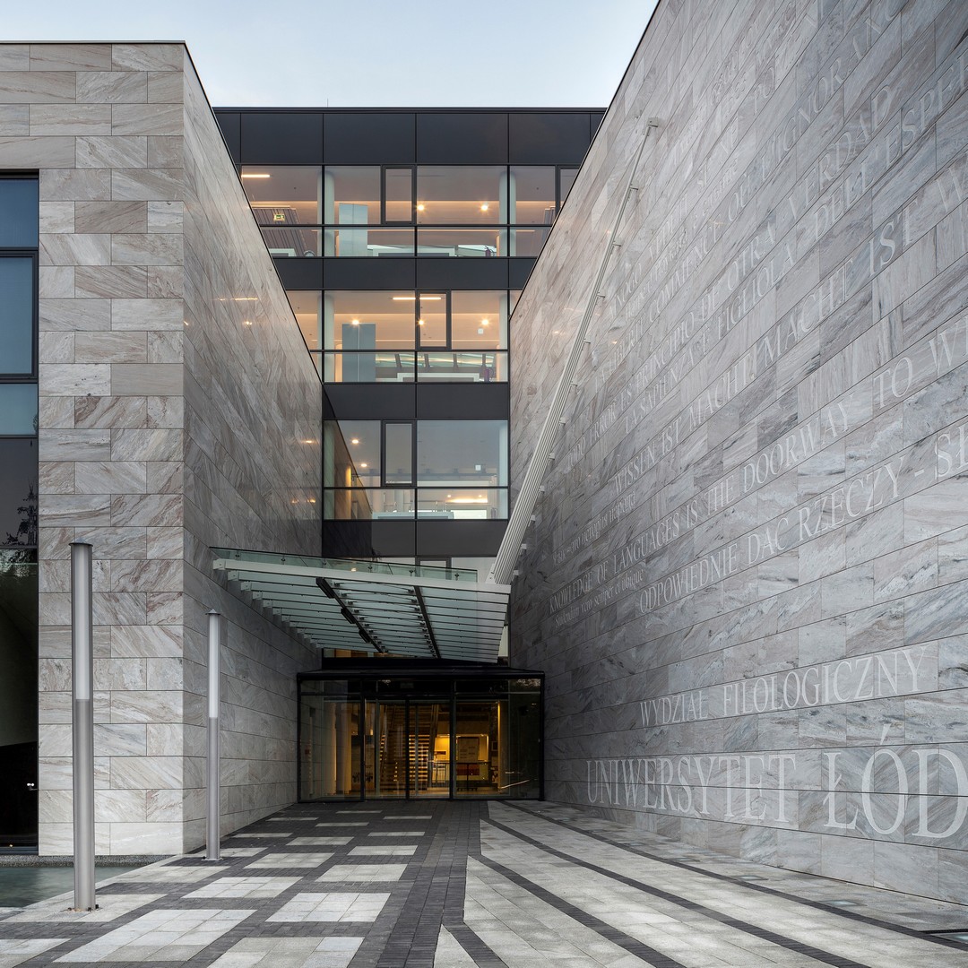 budynek wejście główne